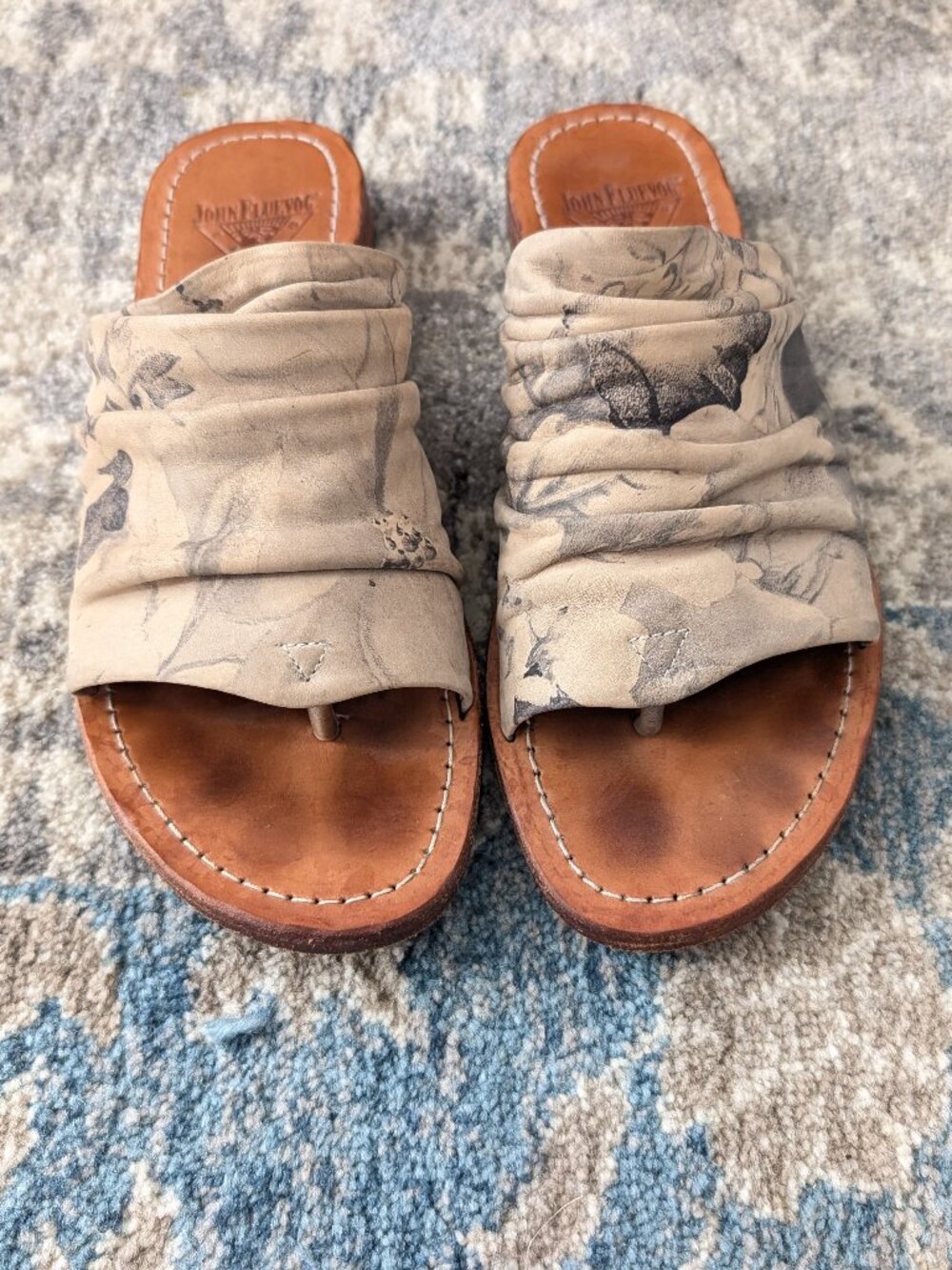 JOHN FLUEVOG Sandal 7.5 Amazon Floral Leather Thong Beach Cove Slide Slip On - Picture 3 of 9